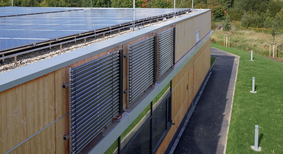 <span id="hs_cos_wrapper_name" class="hs_cos_wrapper hs_cos_wrapper_meta_field hs_cos_wrapper_type_text" style="" data-hs-cos-general-type="meta_field" data-hs-cos-type="text" >Pannello Solare Termico: Piano o Sottovuoto</span>