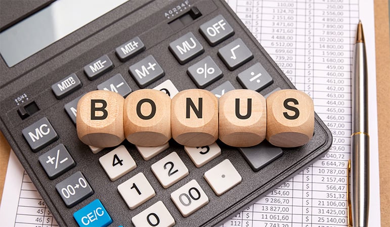 <span id="hs_cos_wrapper_name" class="hs_cos_wrapper hs_cos_wrapper_meta_field hs_cos_wrapper_type_text" style="" data-hs-cos-general-type="meta_field" data-hs-cos-type="text" >Conviene di più il Conto Termico 3.0 o le detrazioni fiscali?</span>