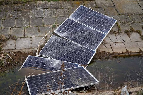 smaltimento-moduli-fotovoltaici